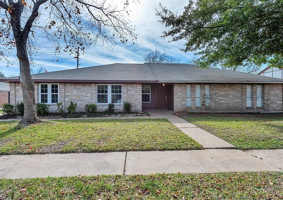 1st image of 19427 Lazy Valley Dr