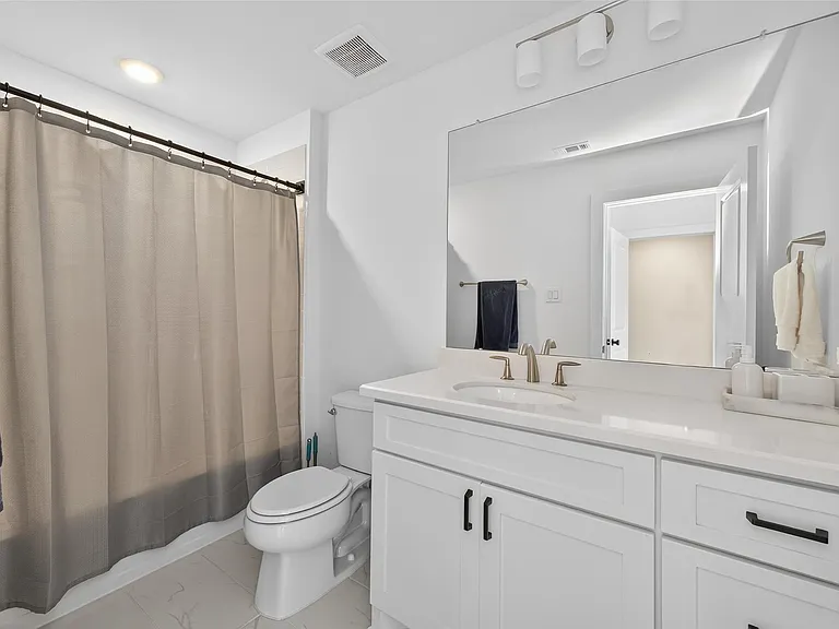 9722 Dani Lake Dr — Photo 29