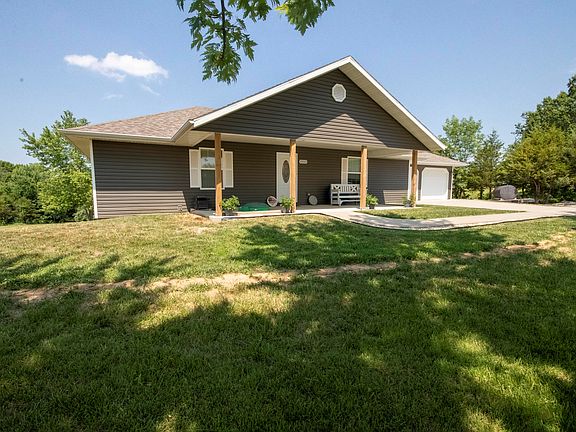 3rd image of 10503 County Road 497