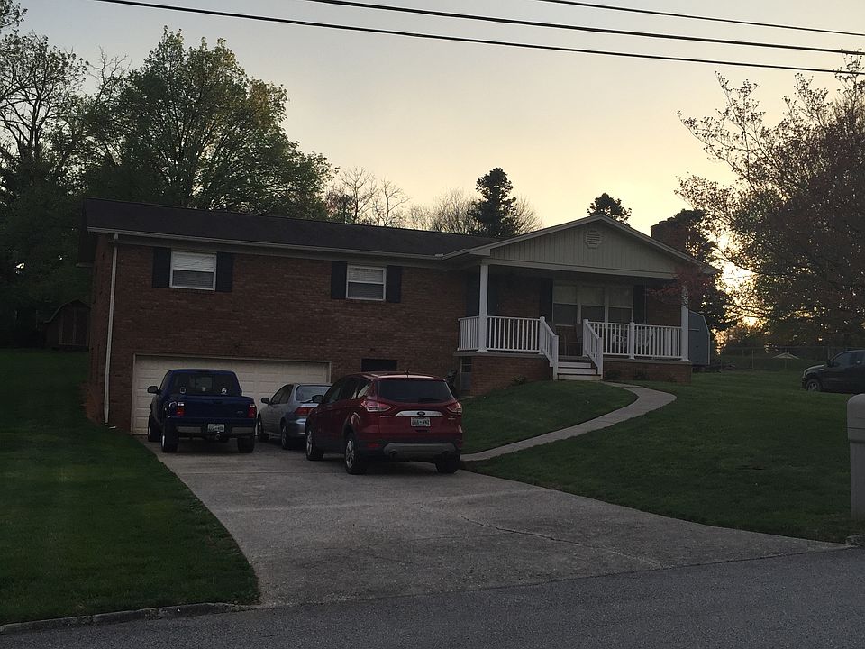 1st image of 7429 Palmyra Dr