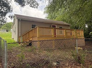 1312 Hammerhill Rd, Athens, TN 37303