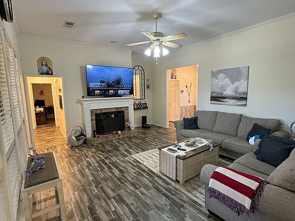 5th image of 5912 Pampus Ln