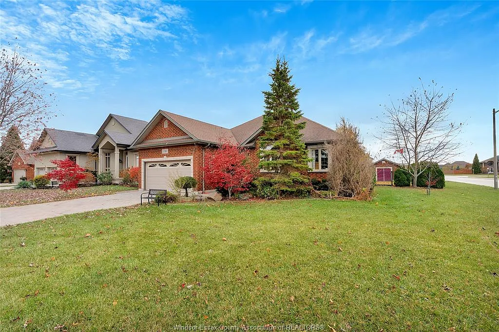 8 bed, $2,990 — Photo 2