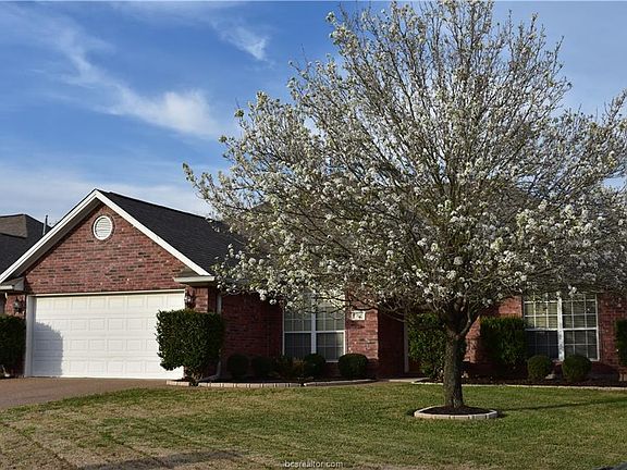 2nd image of 321 Bernburg Ln
