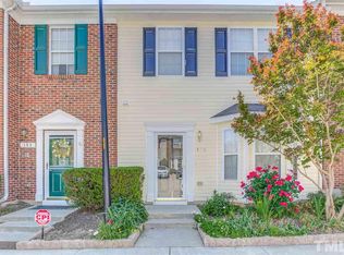 105 Watertree Ln, Apex, NC 27502