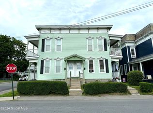 23 23 1/2 Bunn St, Amsterdam, NY 12010