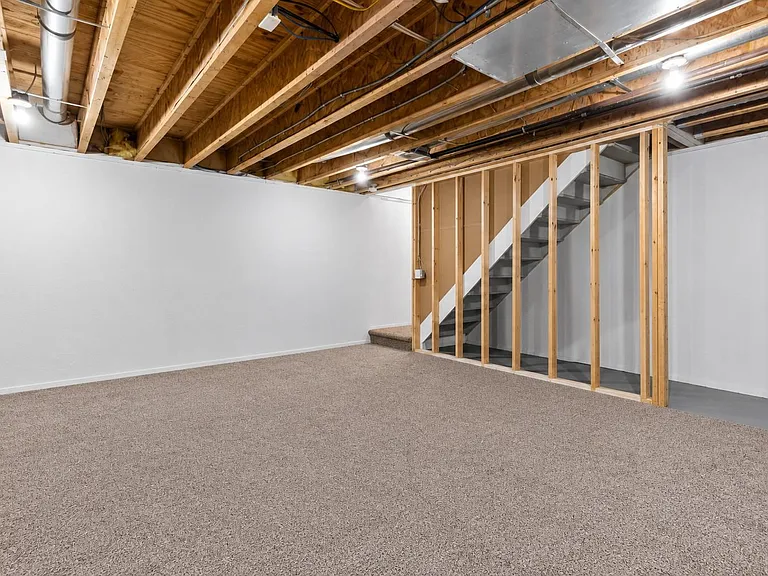 47086 Auburn Ct — Photo 21