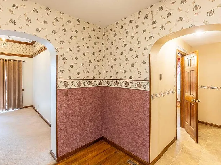 301 Spruce St #1 — Photo 8