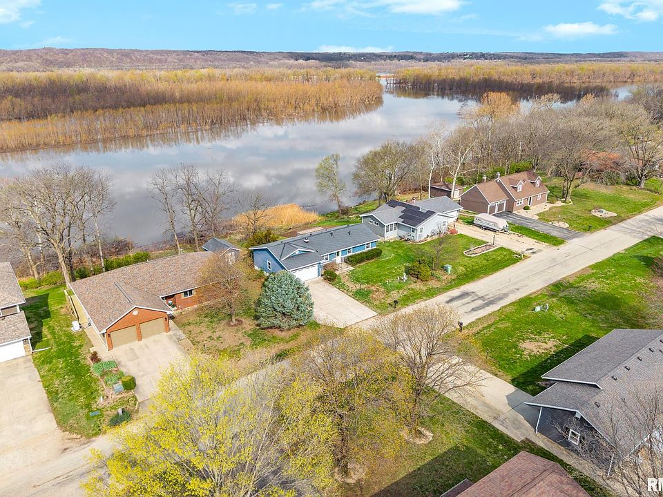 1st image of 49 Bay Shore Dr