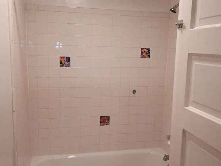 1128 Essex St — Photo 3