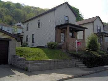 2nd image of 728 Virginia Ave