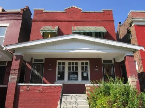 5234 Paulian Pl, Saint Louis, MO 63113