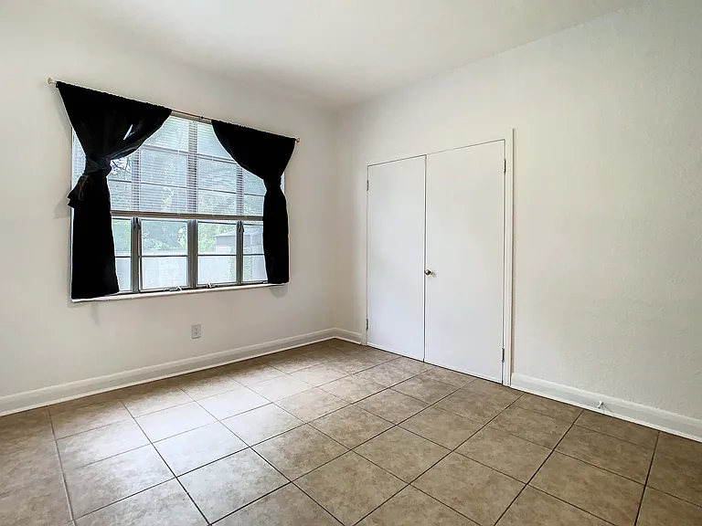 2211 Durham St — Photo 31