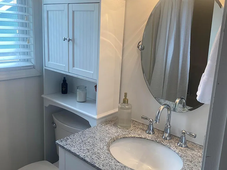 212 Rivershore Dr — Photo 12