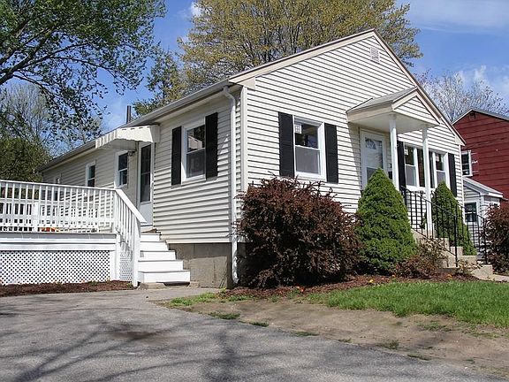 5th image of 37 Redwood Dr