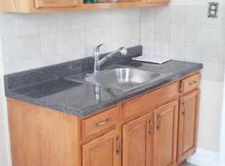 293-295 Lake St, Newark, NJ 07104