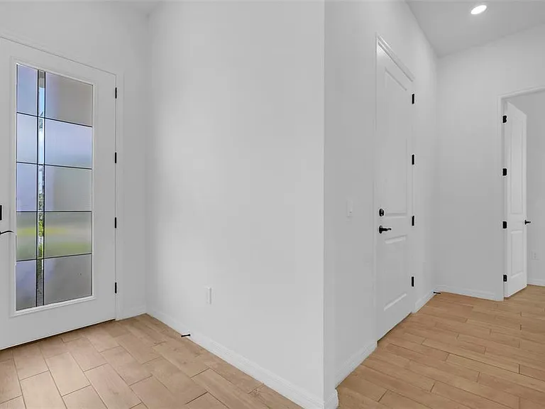 10393 Park Estates Ave — Photo 27