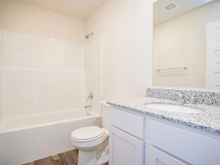 2720 Gorman St — Photo 10