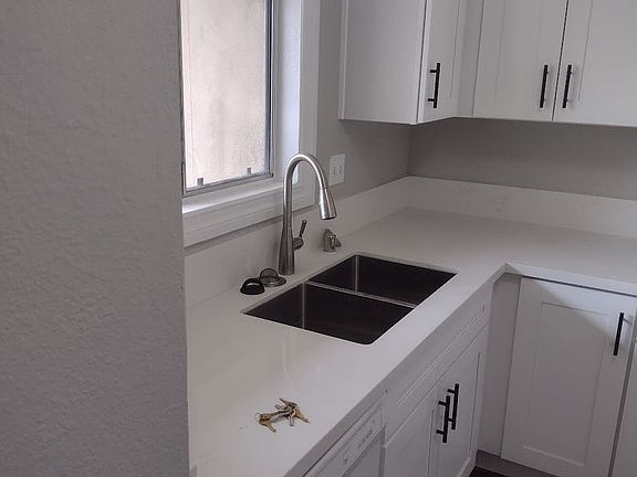 2nd image of 8094 Camino Huerta