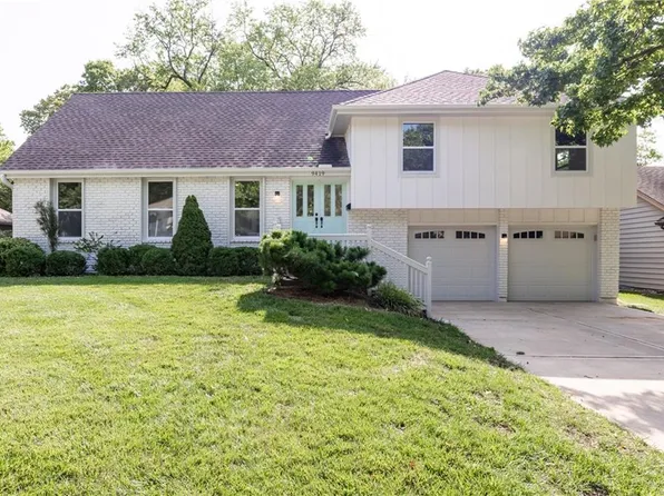 9419 Outlook Dr, Overland Park, KS 66207