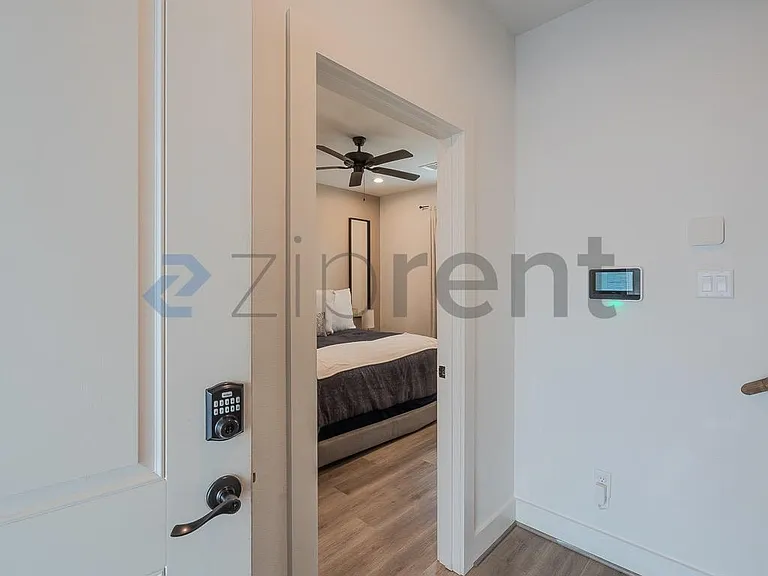 4610 Indie Heights Ln #B — Photo 4