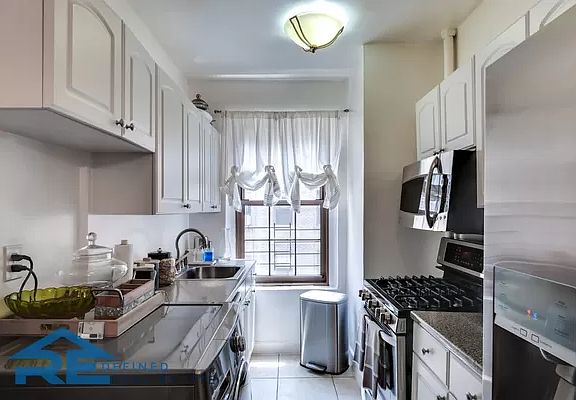 3rd image of 1100 Grand Concourse APT 4C