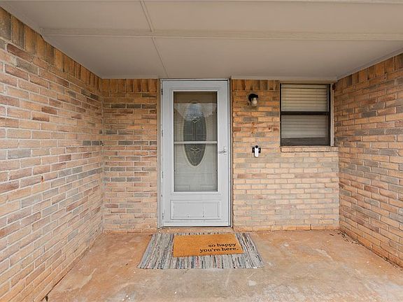 2nd image of 701 Cherryvale Rd