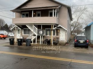 213 1/2 S Madison Ave, Anderson, IN 46016