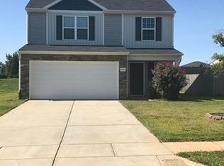 9231 Carrot Patch Dr, Charlotte, NC 28216