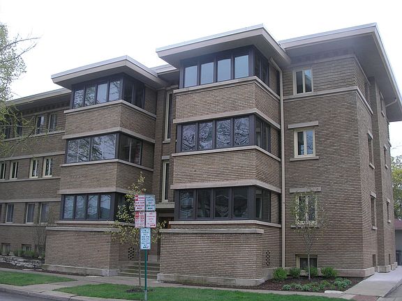 5th image of 643 Ontario St APT 1