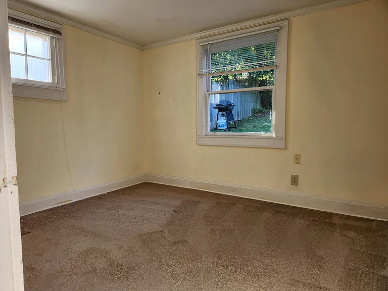 24 E 4th St #101 — Photo 11