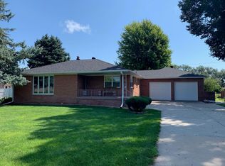 804 N 6th Ave, Hastings, NE 68901