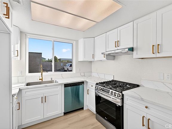 3rd image of 44535 La Paz Rd Unit A