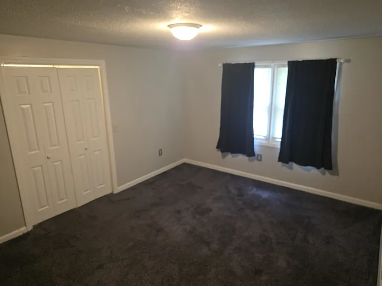 149 Kenyon Ave — Photo 13