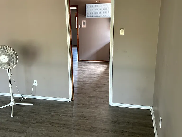 4816 Patricia St — Photo 11