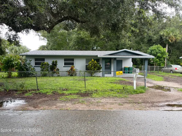 2803 E Hickory Cir, Mims, FL 32754