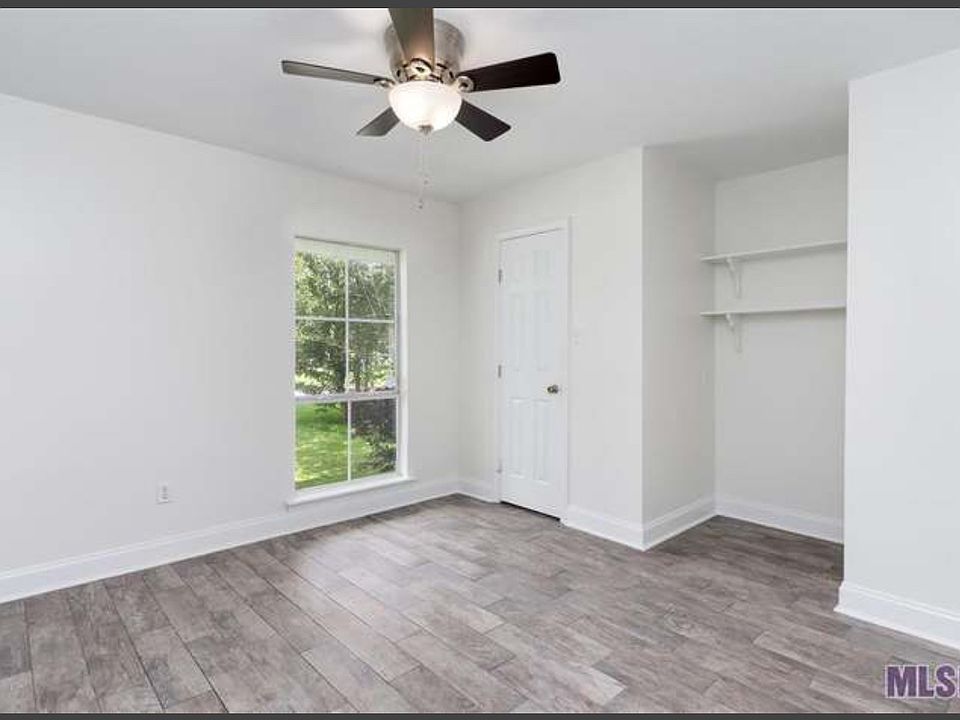 1st image of 11186 Henson Dr #1