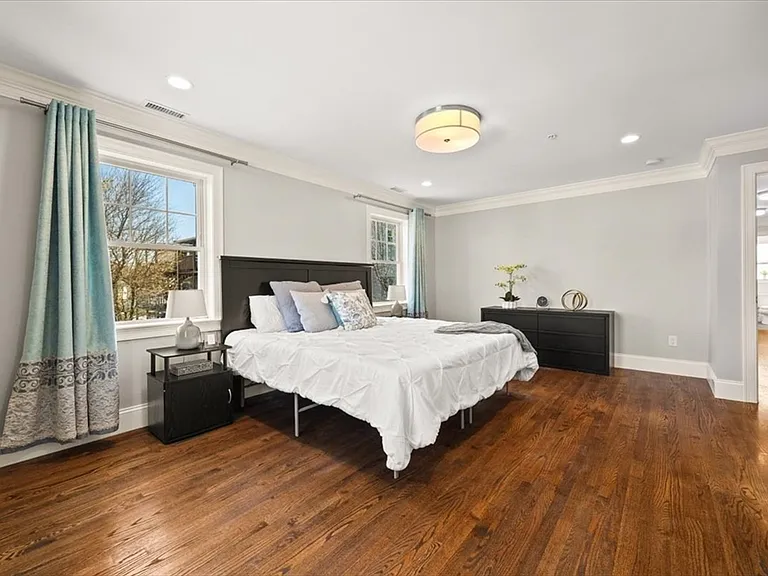 20 Dalby St #20 — Photo 17