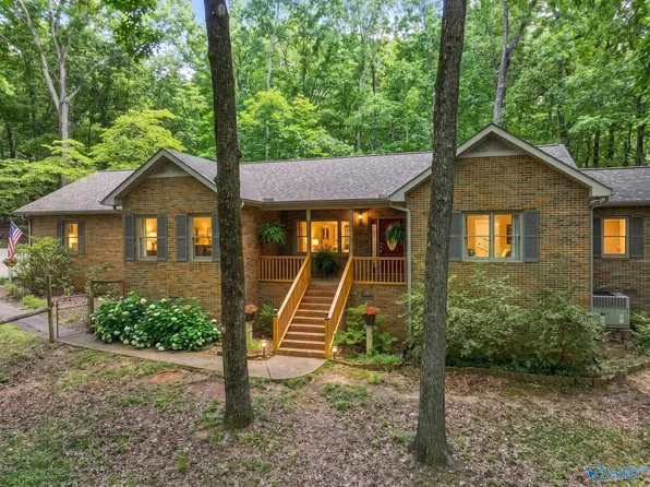 37 Fieldstone Pl, Somerville, AL 35670