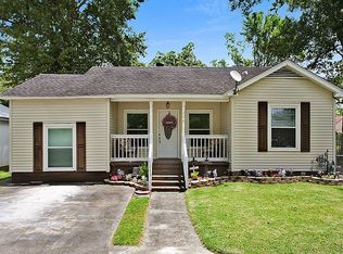 220 Audubon St, Paradis, LA 70080