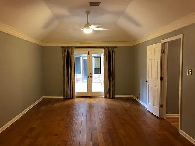 5695 Herald Sq — Photo 39
