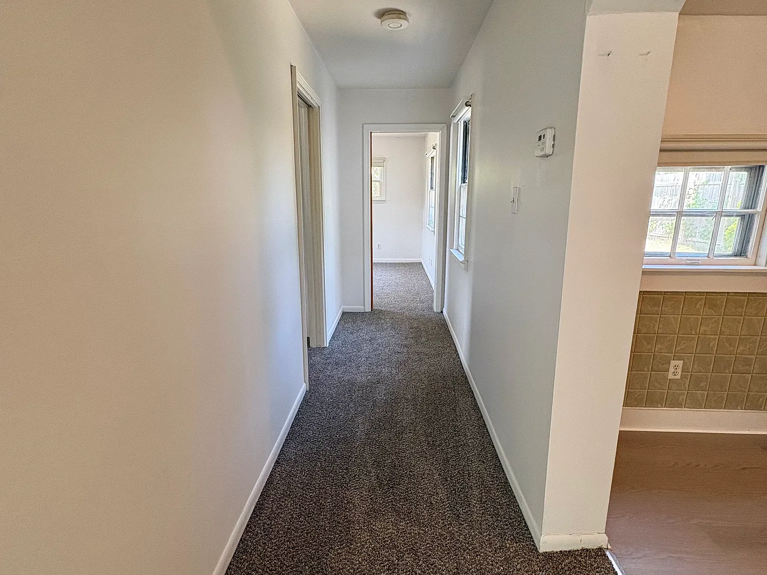 2 bed, 880 sqft, $1,500 — Photo 4