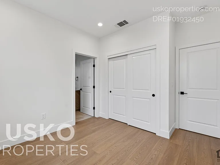 3238 X St — Photo 14