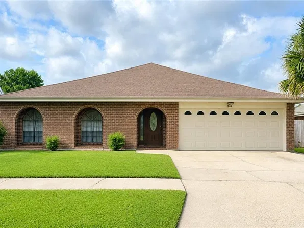 625 Chambertin Dr, Kenner, LA 70065