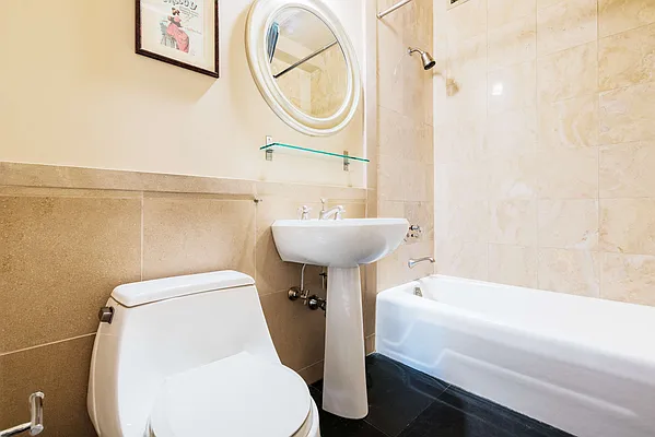 Rented by Landmark Property Holdings LLC | media 8