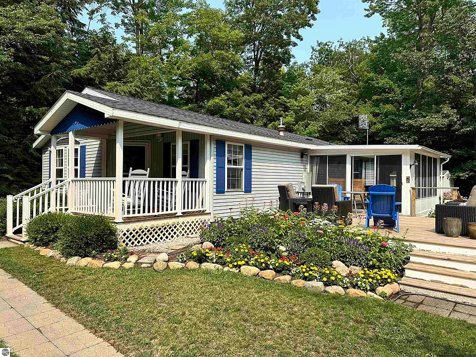 1st image of 13372 N Knollwood Dr