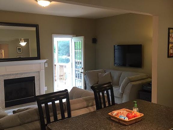 5th image of 741 Huffine Manor Cir