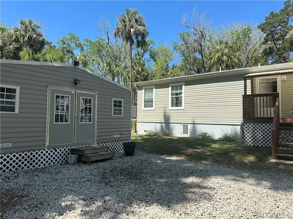 462 S Dew Plant Point, Crystal River, FL 34429
