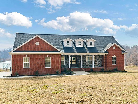 2nd image of 656 Osement Rd