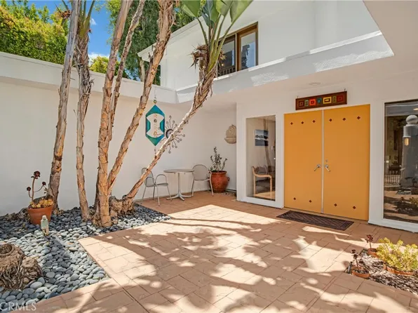 11967 Sunshine Ter, Studio City, CA 91604